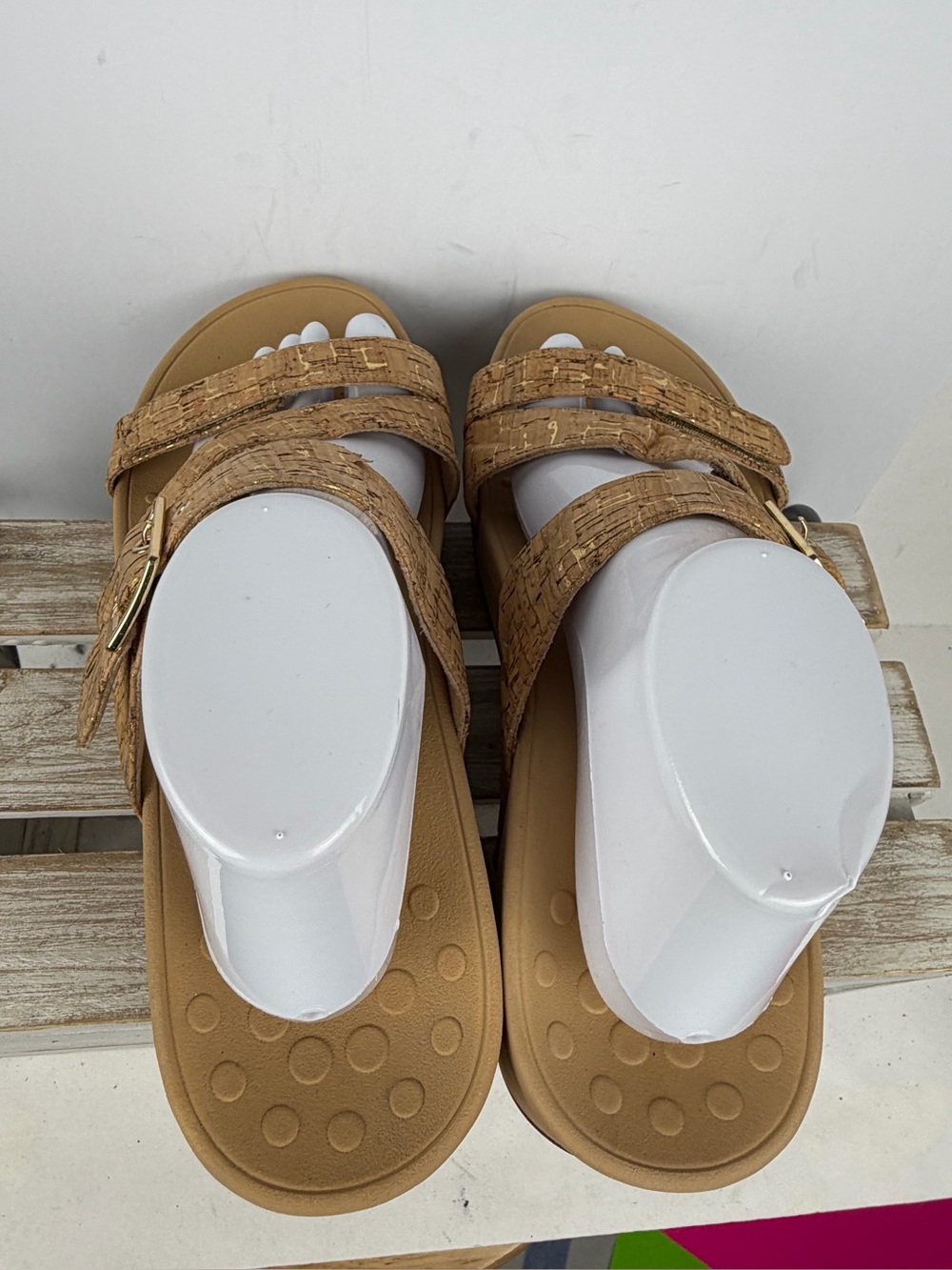 Vionic Pacific Rio platform sandals cork upper size 11 Wide - Picture 10 of 16